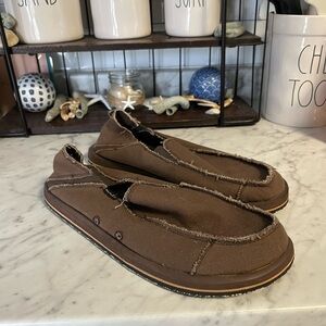 Men's bluefish Rocket Brown Canvas Slip-On Loafers new